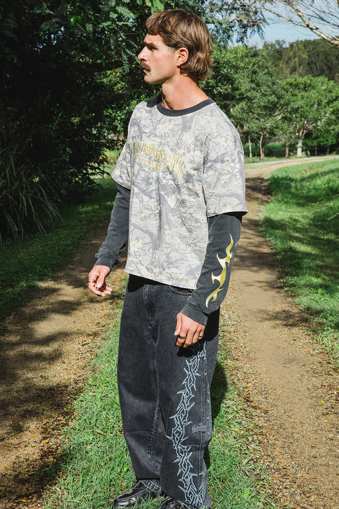 Billy Bones Club Commando Layered Tee - Bush Camo