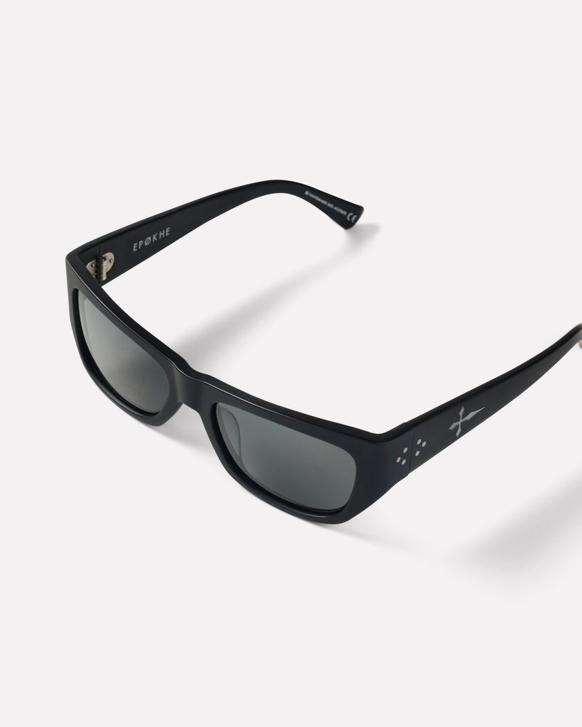 Memphis Matte Black/Black Polarized side view