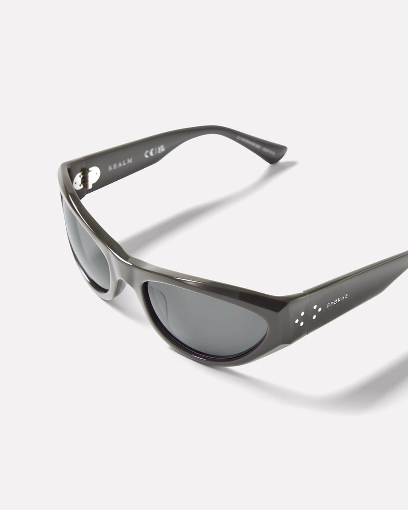 Realm Gunmetal Polished/Black Iridium side view