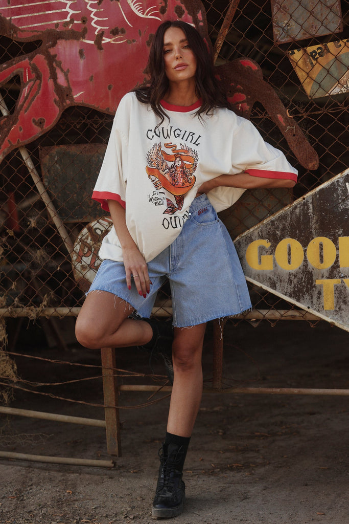 Sabbi The Very Oversized Cowgirl Outlaw Tee - White