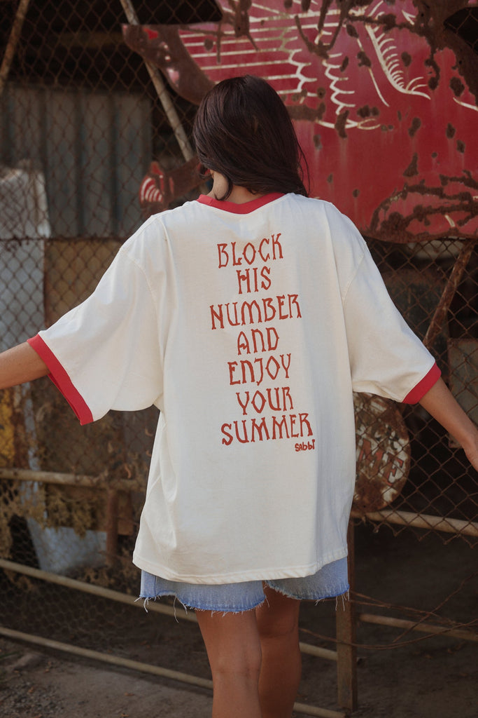 Sabbi The Very Oversized Cowgirl Outlaw Tee - White