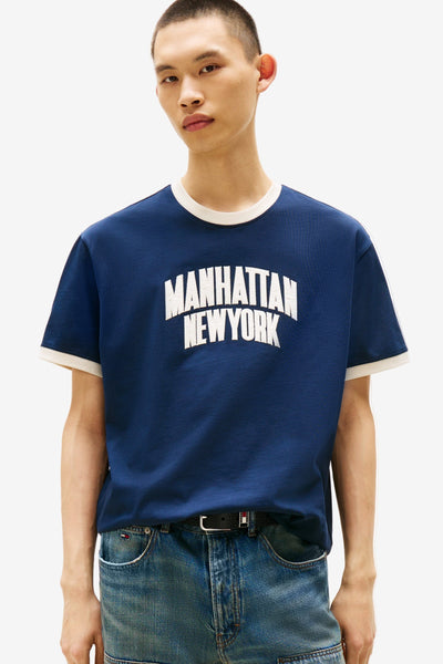 TOMMY JEANS VARSITY LOGO APPLIQUE RELAXED RINGER TEE - DARK KNIGHT NAVY