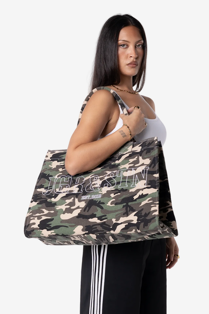 Jagger & Stone Arizona Tote Camo detail
