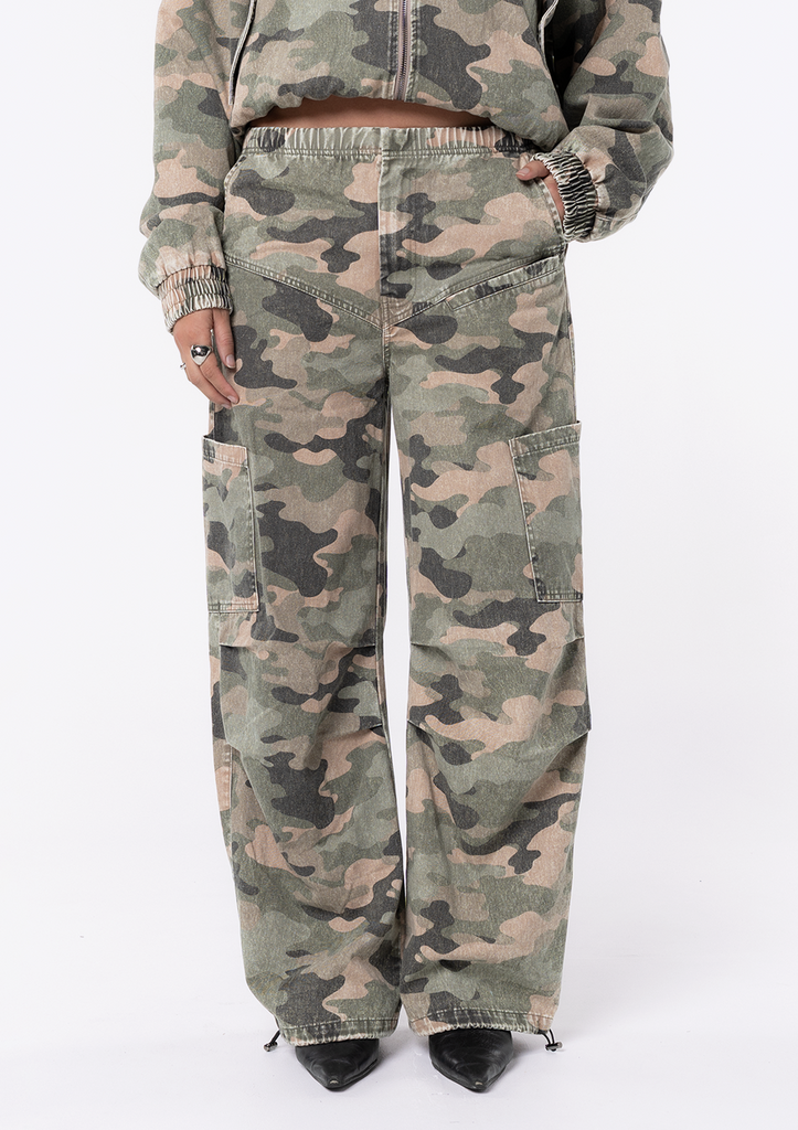 Jagger & Stone Dylan Cargo Pant detail