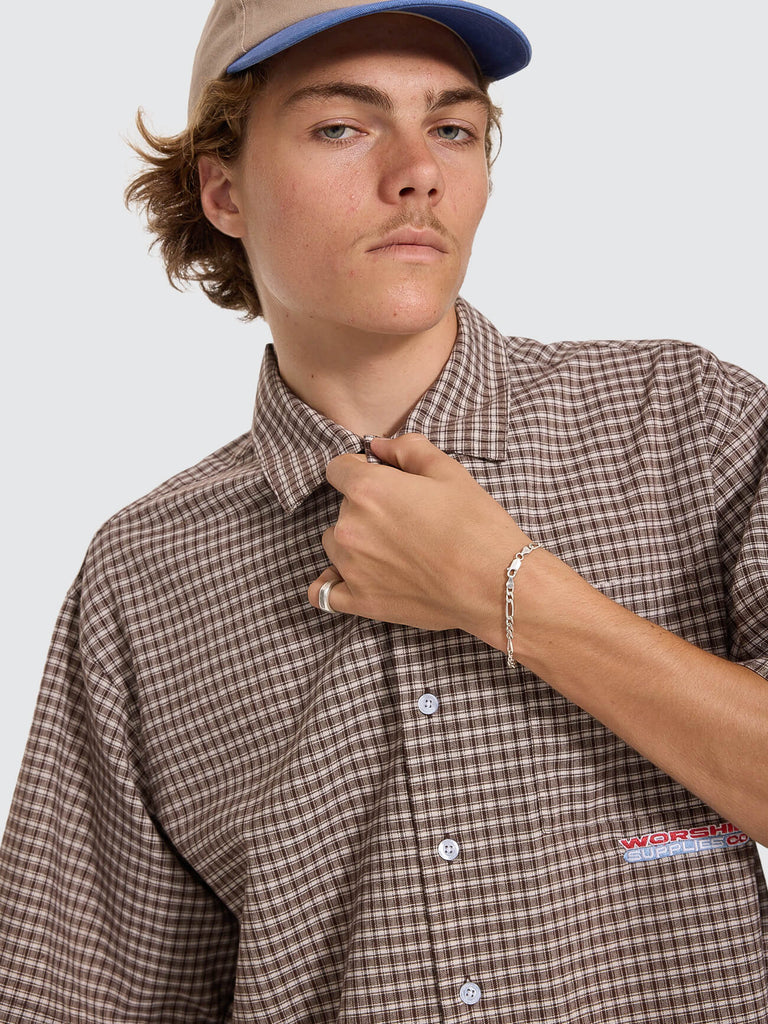 Worship Supplies Globo Box Crop Short Sleeve Shirt - Brown