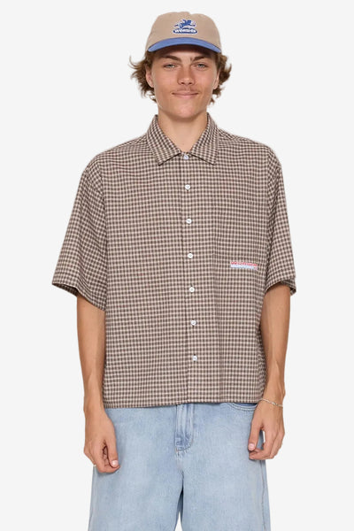 Worship Supplies Globo Box Crop Short Sleeve Shirt - Brown