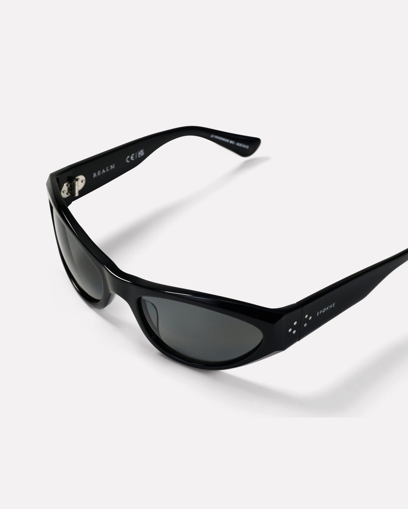 Realm Black Polished/Black Polarized side view