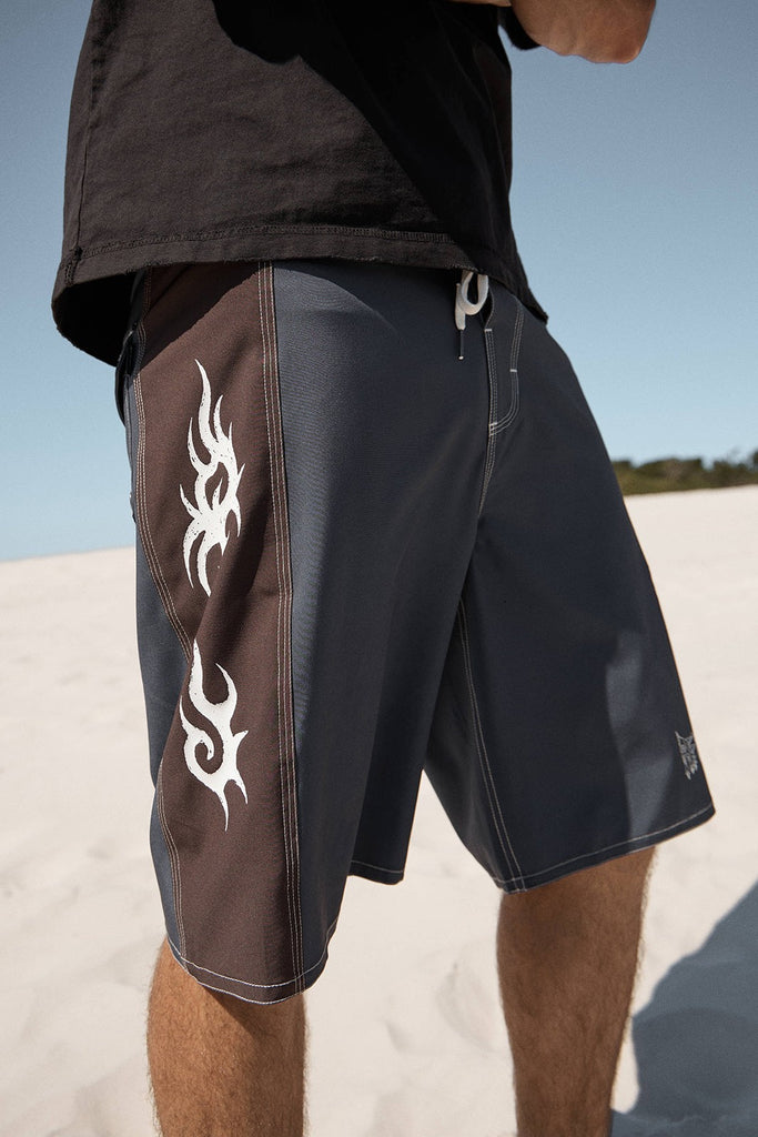 Afends Yang - Surf Related V2 Boardshort 21" - Charcoal