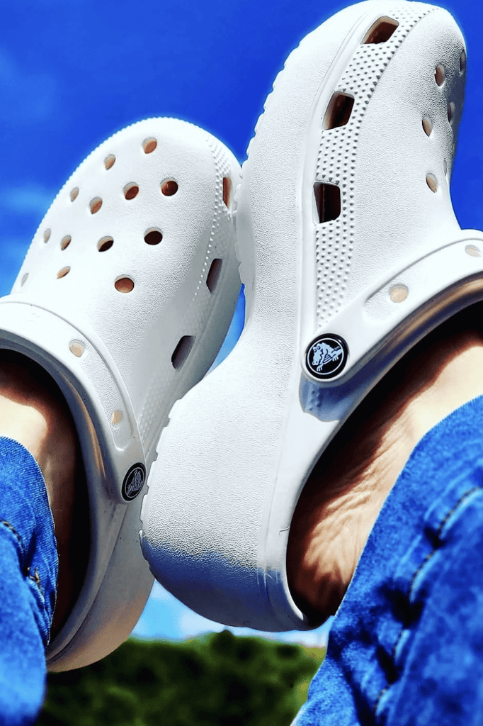 CROCS WOMEN'S CLASSIC PLATFORM CLOG WHITE – Pretty Rad Store