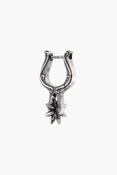 Sue The Boy Spur Huggie single earring