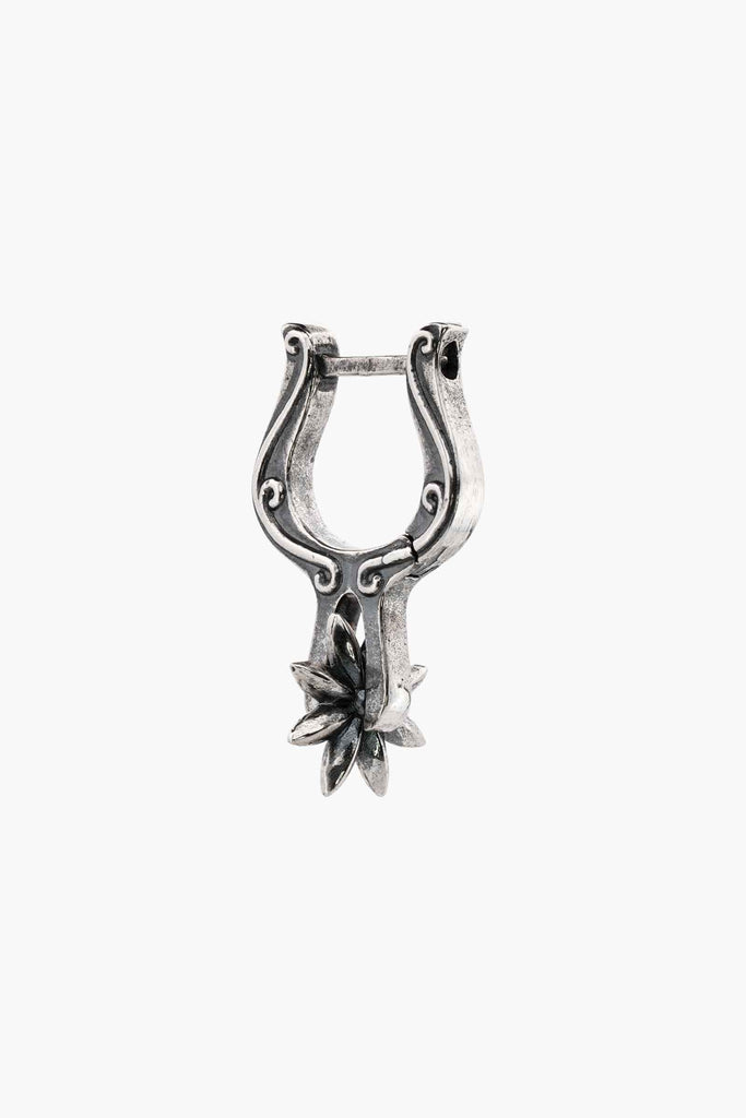 Sue The Boy Spur Huggie single earring