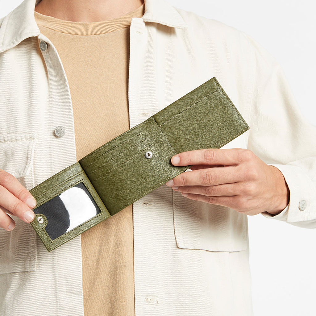 Status Anxiety Noah Wallet - Khaki