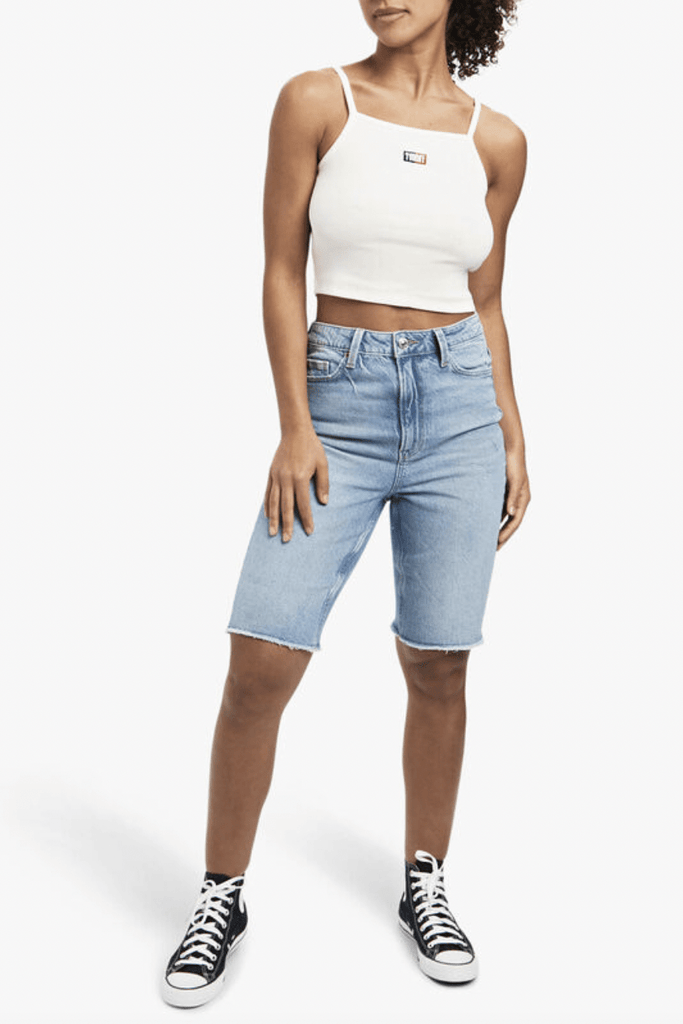 TOMMY JEANS LADIES TOPS & SHIRTS TOMMY JEANS BABY CROP TIMELESS 1 RIB CROP - ANCIENT WHITE