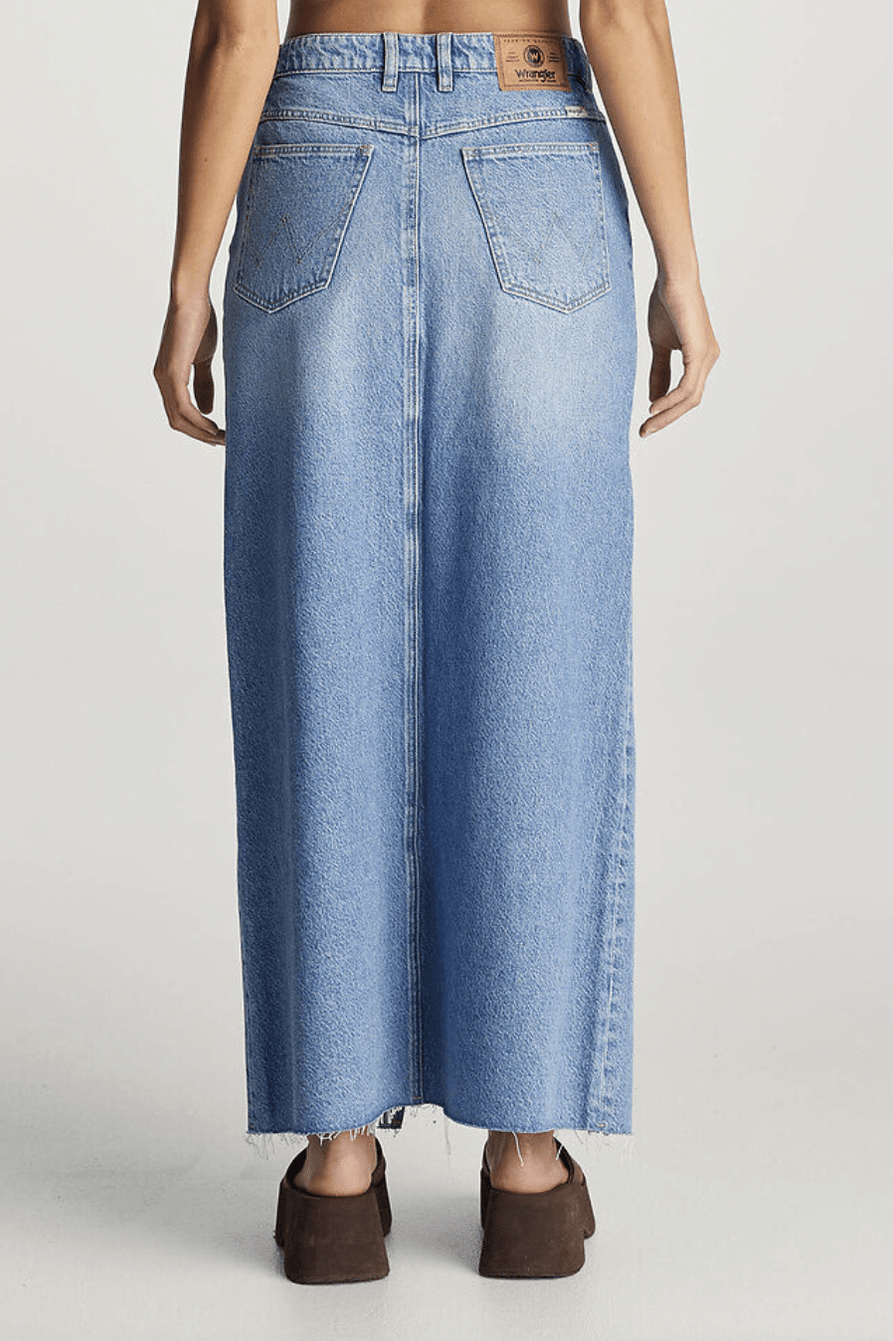 WRANGLER MID REPAIR MAXI SKIRT - FLOAT ON – Pretty Rad Store