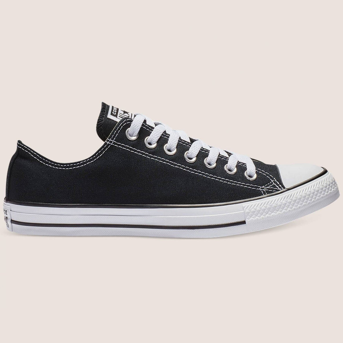 All black hot sale canvas converse