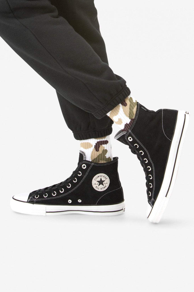 CONVERSE CONS FOOTWEAR CONVERSE CONS CHUCK TAYLOR ALL STAR PRO SUEDE HIGH TOP - BLACK/WHITE