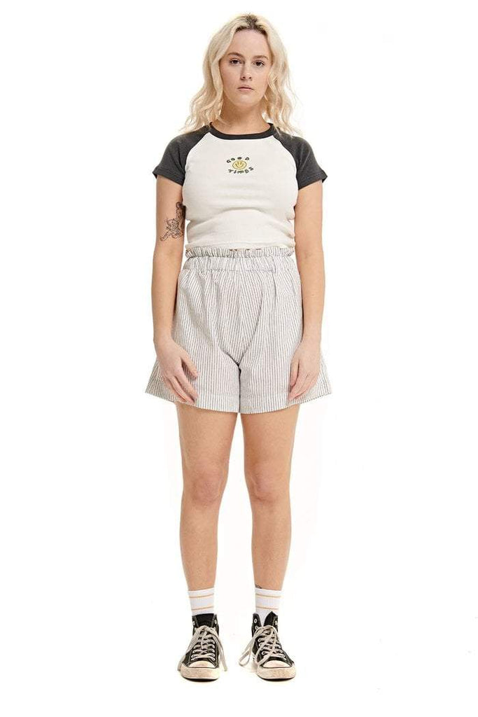 MISFIT APPAREL LADIES SHORTS MISFIT MOTION READS LINEN SHORT - STRIPE