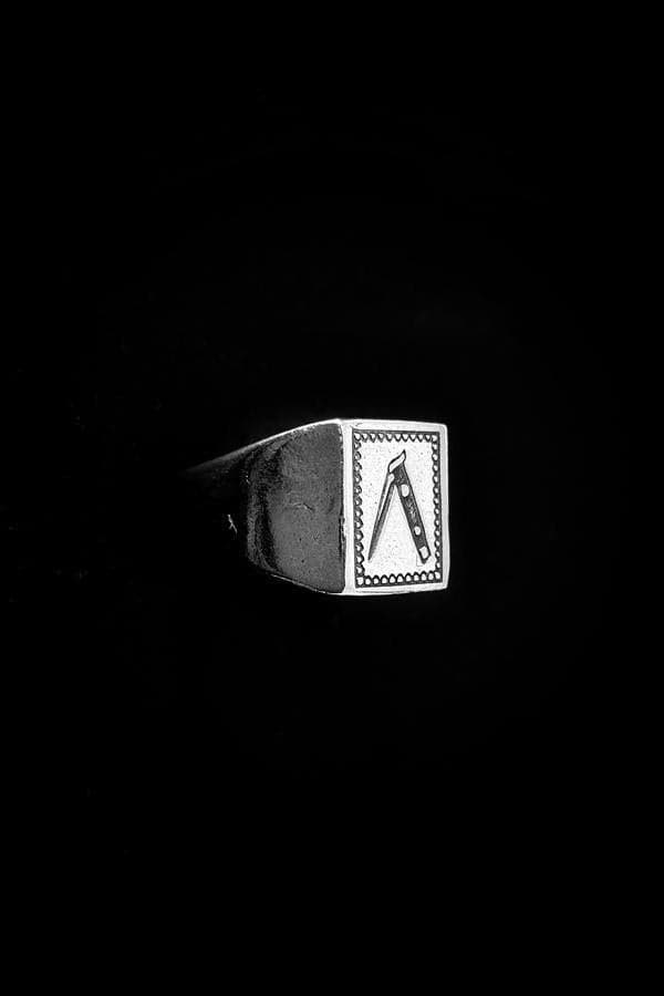 SUE THE BOY JEWELLERY SUE THE BOY SWITCH BLADE RING - 925 STERLING SILVER