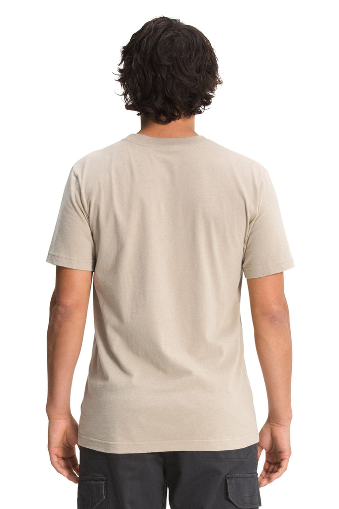 THE NORTH FACE TEES THE NORTH FACE BOXED IN TEE - FLAX SAND