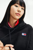 TOMMY JEANS HOODIES TOMMY JEANS BADGE HOODIE - BLACK