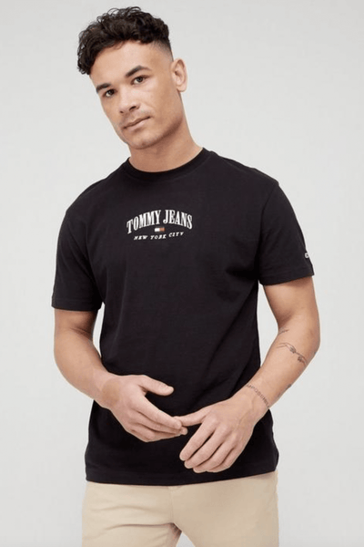 TOMMY JEANS TEES TOMMY JEANS CLASSIC SMALL VARSITY TEE - BLACK