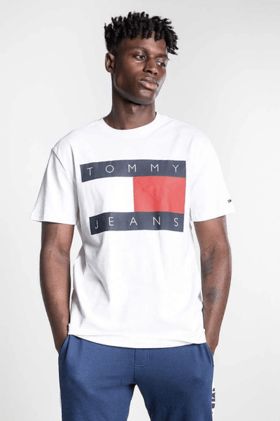 TOMMY JEANS TEES TOMMY JEANS FLAG TEE - WHITE