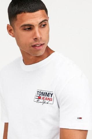 TOMMY JEANS TEES TOMMY JEANS NY SCRIPT BOX TEE - WHITE